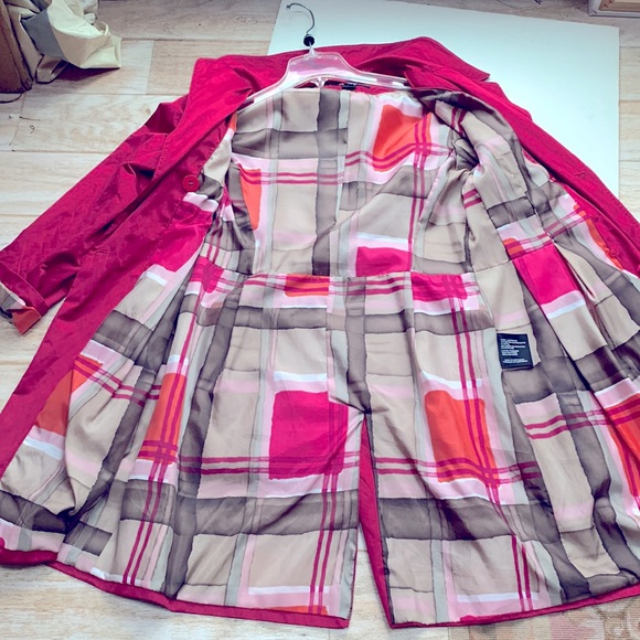 DKNY Hot 💕 Pink Magenta Barbiecore Trench Coat Jacket Watercolor Print Lined 💕 - Picture 13 of 16